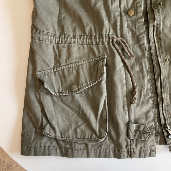 New Directions Army Green Utility Zippered Vest - Picture 3 of 6